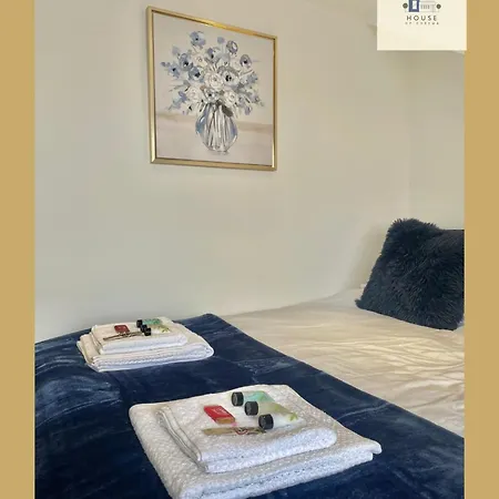 Your Leeds Rugby Escape 1br