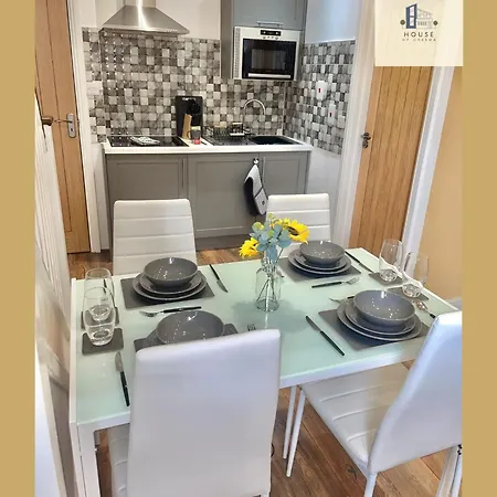 Your Leeds Rugby Escape 1br *