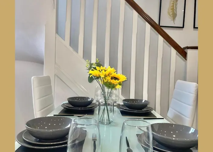 Your Leeds Rugby Escape 1br Apartment *